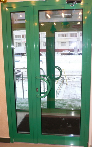 зеленая дверь
